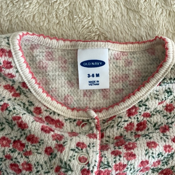 Old Navy Long Sleeved Onesie Bodysuit - Picture 2 of 5